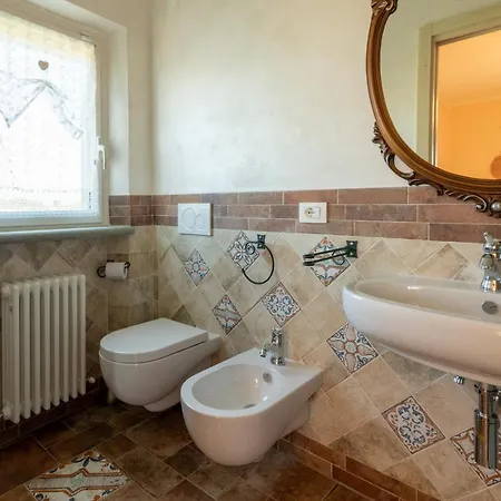 Casa Del Nonno Bingheri - L'olivo Apartment *